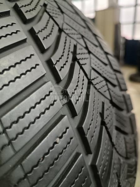 Goodyear 225/45 R18 Zimska
