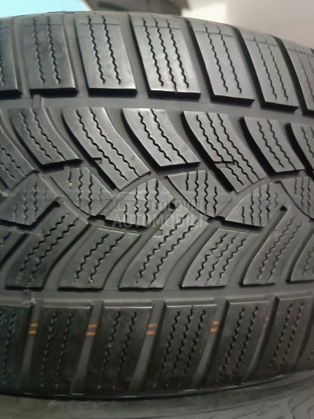 Goodyear 225/45 R18 Zimska