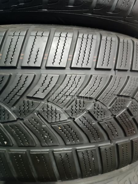 Goodyear 225/45 R18 Zimska