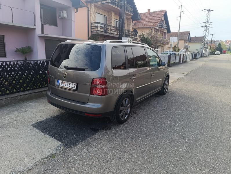 Volkswagen Touran 1.4 TSI