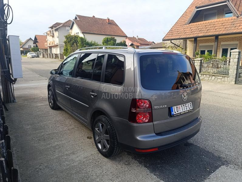 Volkswagen Touran 1.4 TSI