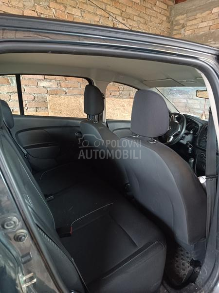 Dacia Sandero 