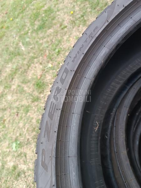 Pirelli 245/40 R19 Zimska