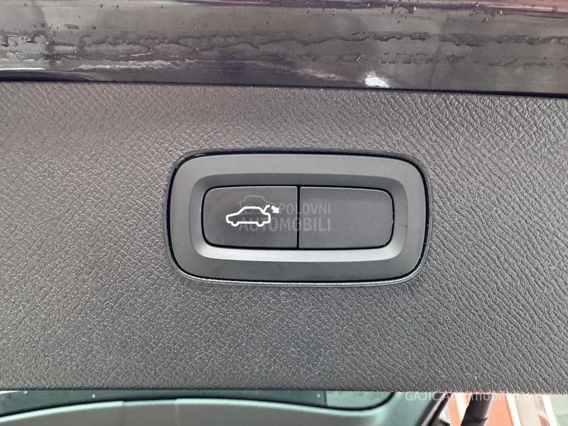 Volvo XC90 2.0d B5 INSCRIPTION