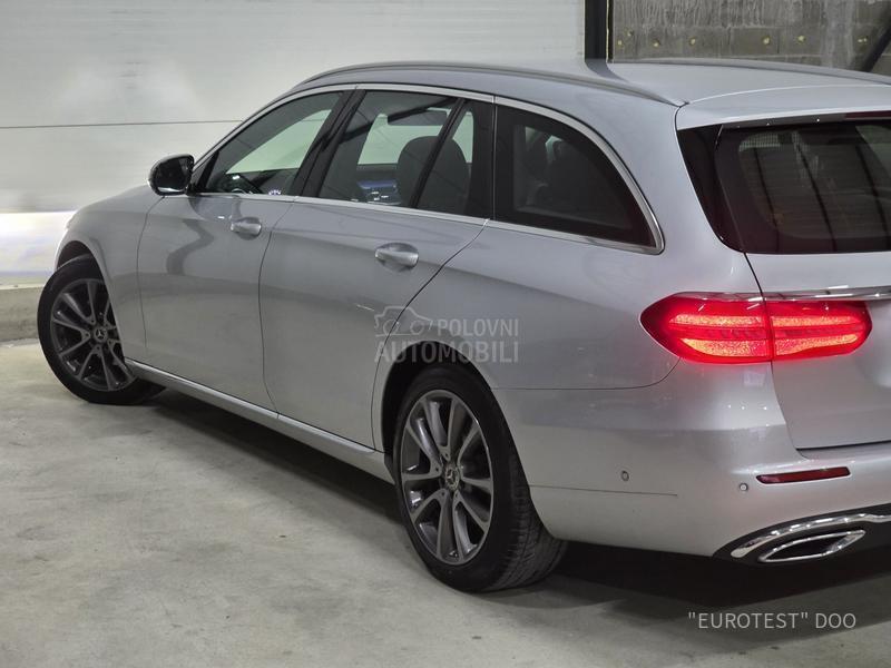 Mercedes Benz E 220 4 Matic