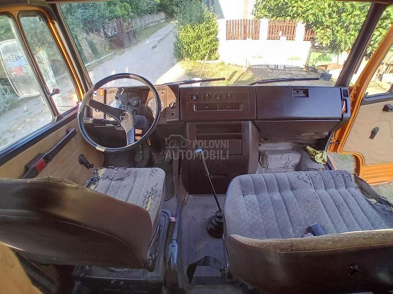 Mercedes Benz vario 609 D