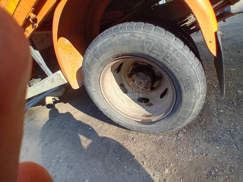 Mercedes Benz vario 609 D