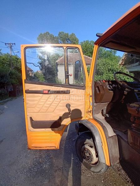 Mercedes Benz vario 609 D