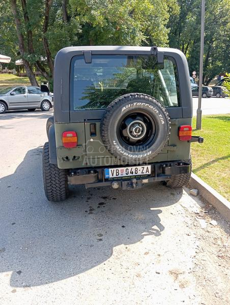 Jeep Wrangler 