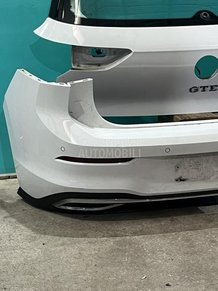 Zadnji branik i gepek vrata