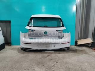 Zadnji branik i gepek vrata