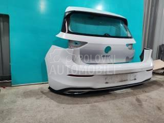 Zadnji branik i gepek vrata