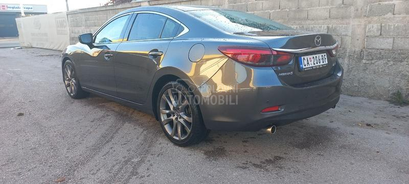 Mazda 6 