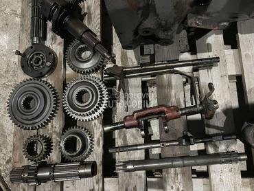 IMT 577 Delovi za menjač