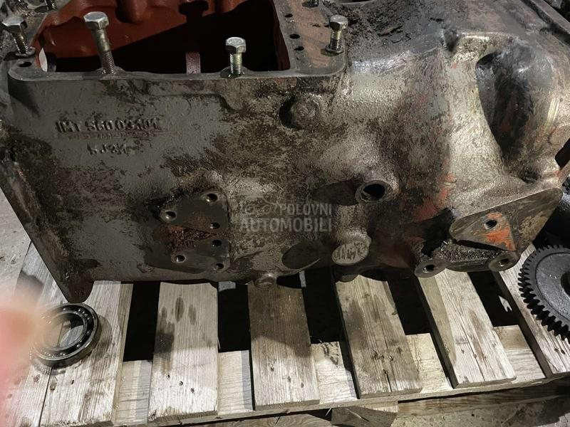 IMT 577 Delovi za menjač