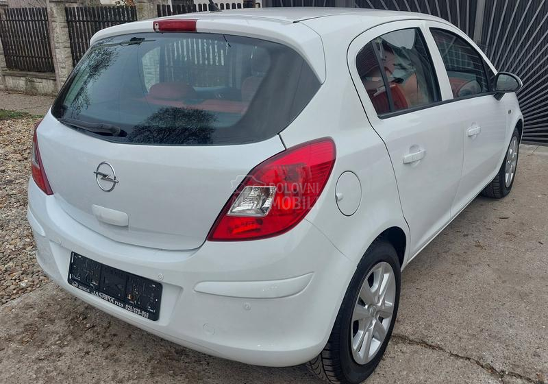 Opel Corsa D 