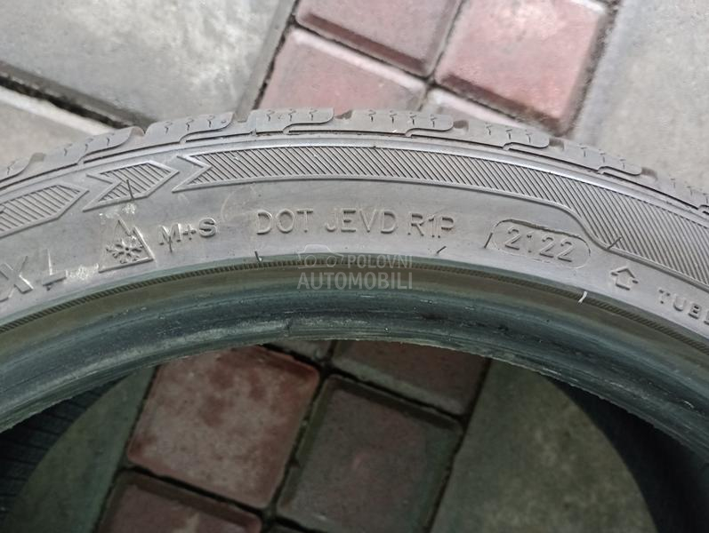 Rotalla 215/40 R17 Zimska