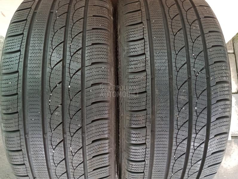 Rotalla 215/40 R17 Zimska