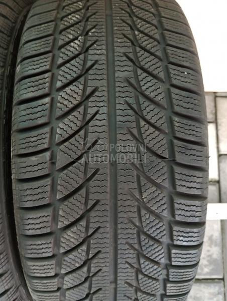 Goodride 215/40 R17 Zimska