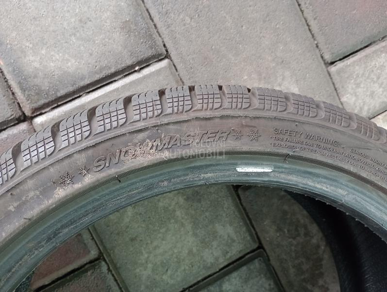 Goodride 215/40 R17 Zimska
