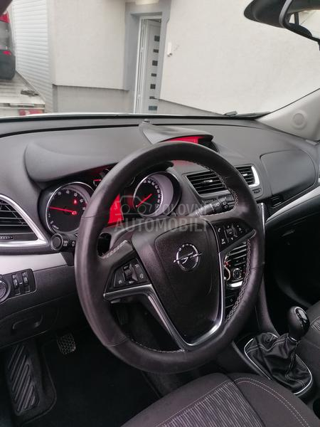 Opel Mokka 1.4i 4x4 ACTIVE CH
