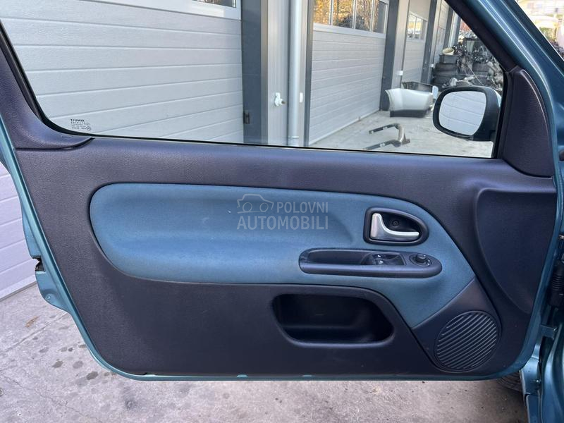 Tapaciri vrata 3-vrata