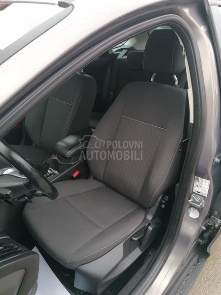 Ford Focus 1.0i TREND LINE CH
