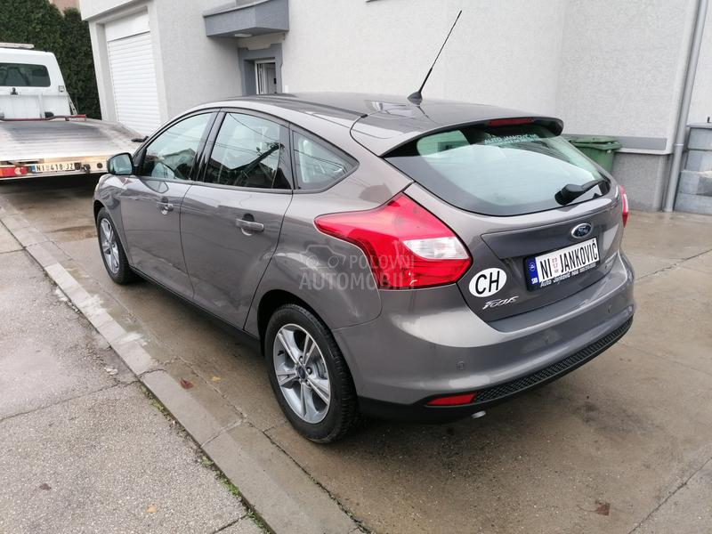 Ford Focus 1.0i TREND LINE CH