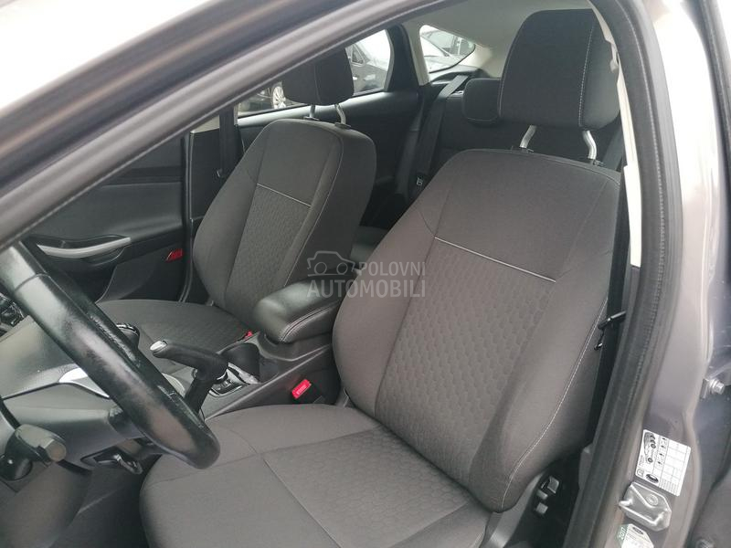 Ford Focus 1.0i TREND LINE CH