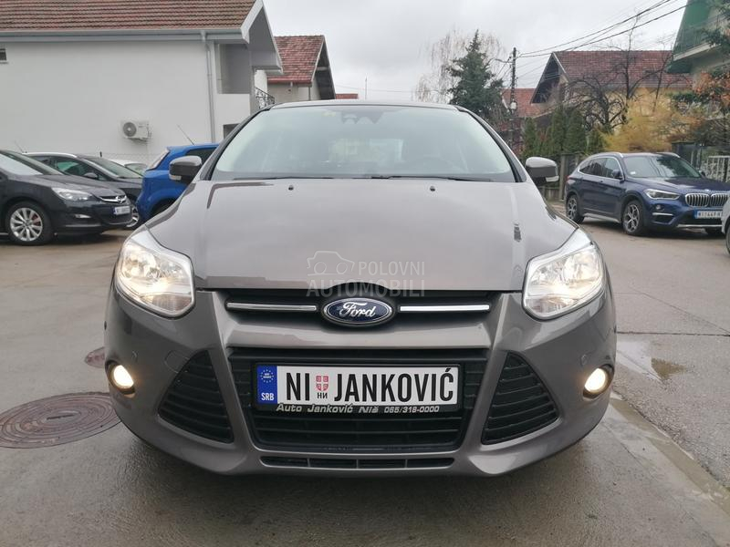 Ford Focus 1.0i TREND LINE CH