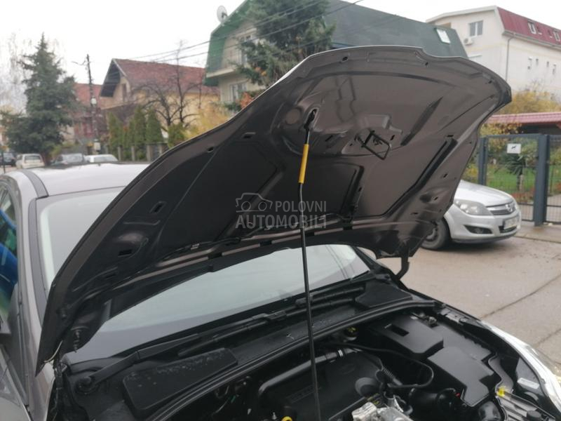 Ford Focus 1.0i TREND LINE CH