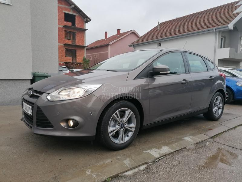 Ford Focus 1.0i TREND LINE CH