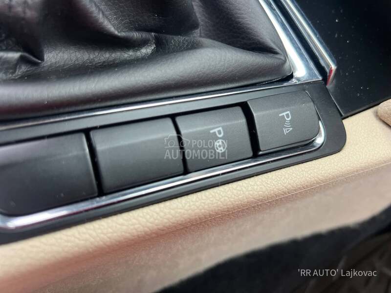 Škoda Superb 1.6 TDI GREENLINE