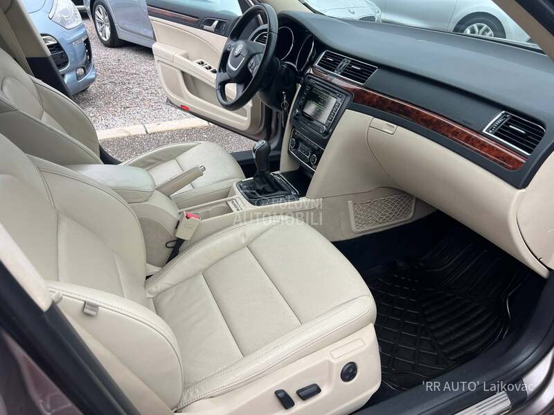 Škoda Superb 1.6 TDI GREENLINE