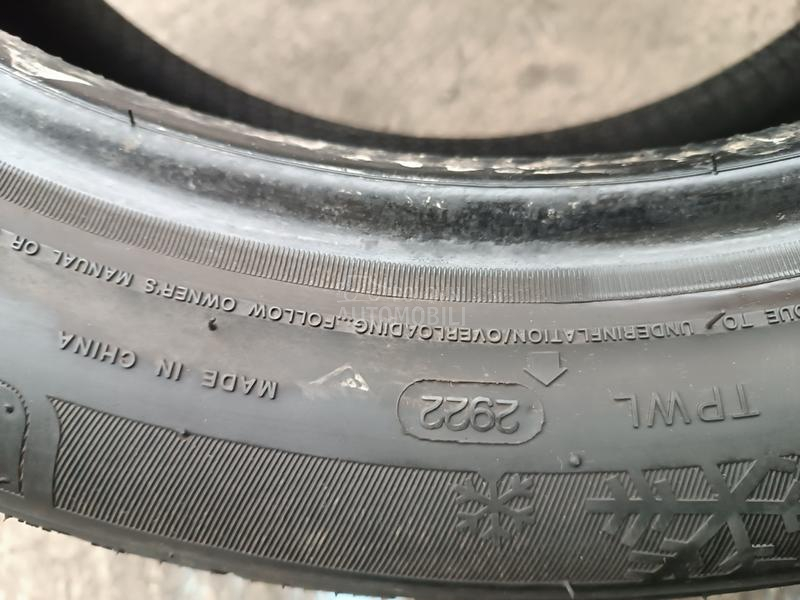 Davanti 215/50 R17 Zimska