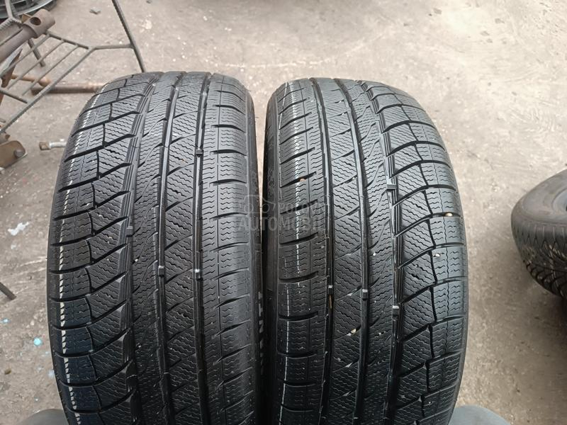 Davanti 215/50 R17 Zimska