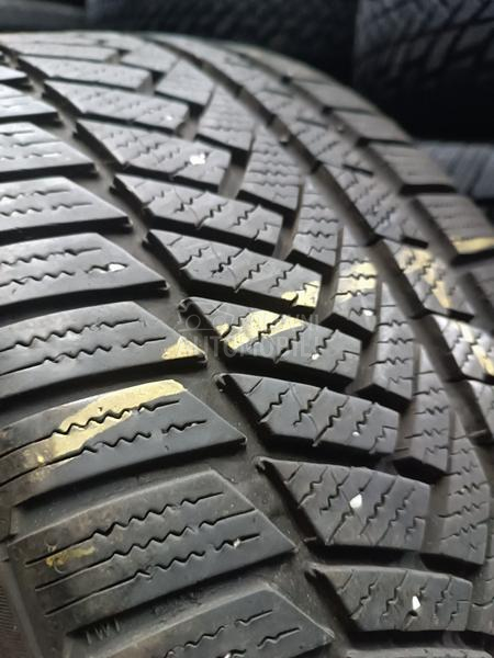 Continental 225/35 R19 Zimska