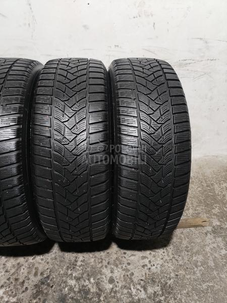 Dunlop 205/60 R16 Zimska