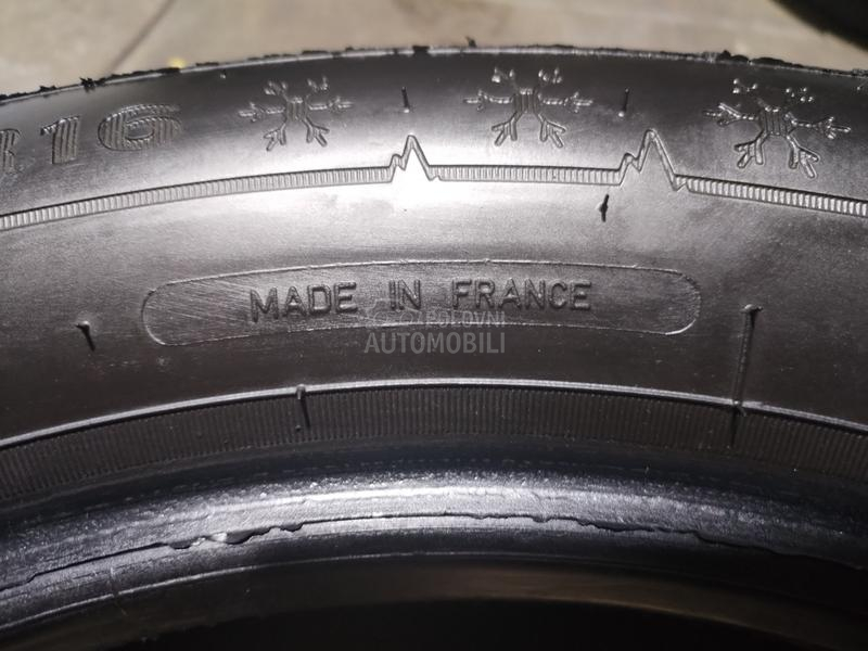 Dunlop 205/60 R16 Zimska