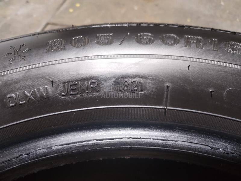 Dunlop 205/60 R16 Zimska