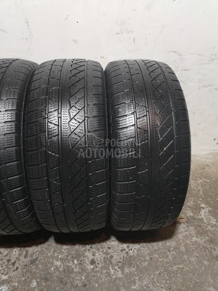 Petlas 225/45 R19 Zimska