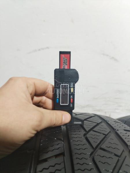 Petlas 225/45 R19 Zimska