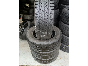 Continental 215/60 R17 Zimska