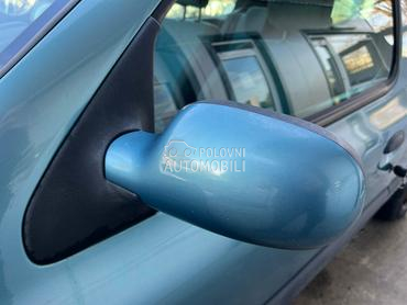 Retrovizor levi plavi TEF47 za Renault Clio od 1998. do 2006. god.