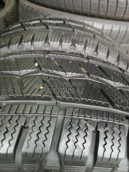 Hankook 225/65 R16 Zimska