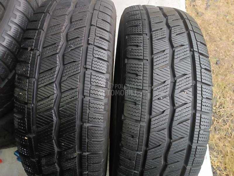 Hankook 225/65 R16 Zimska
