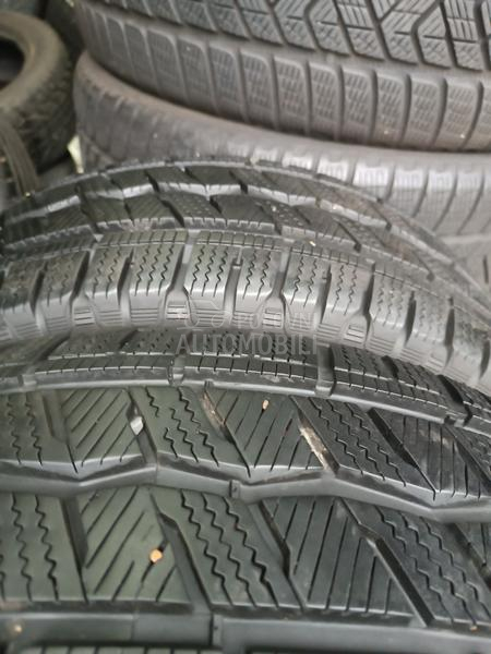 Hankook 225/65 R16 Zimska