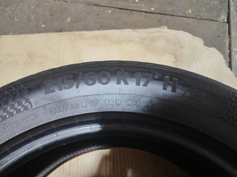Continental 215/60 R17 Zimska