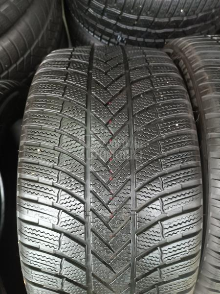 Bridgestone 255/40 R18 Zimska