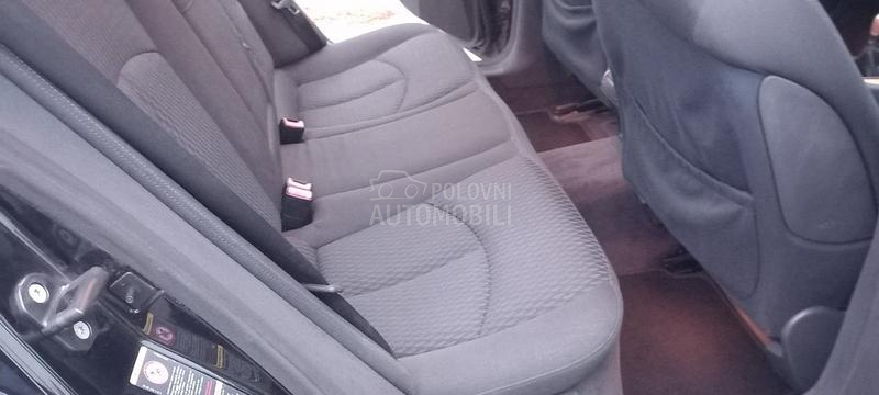 Mercedes Benz E 220 